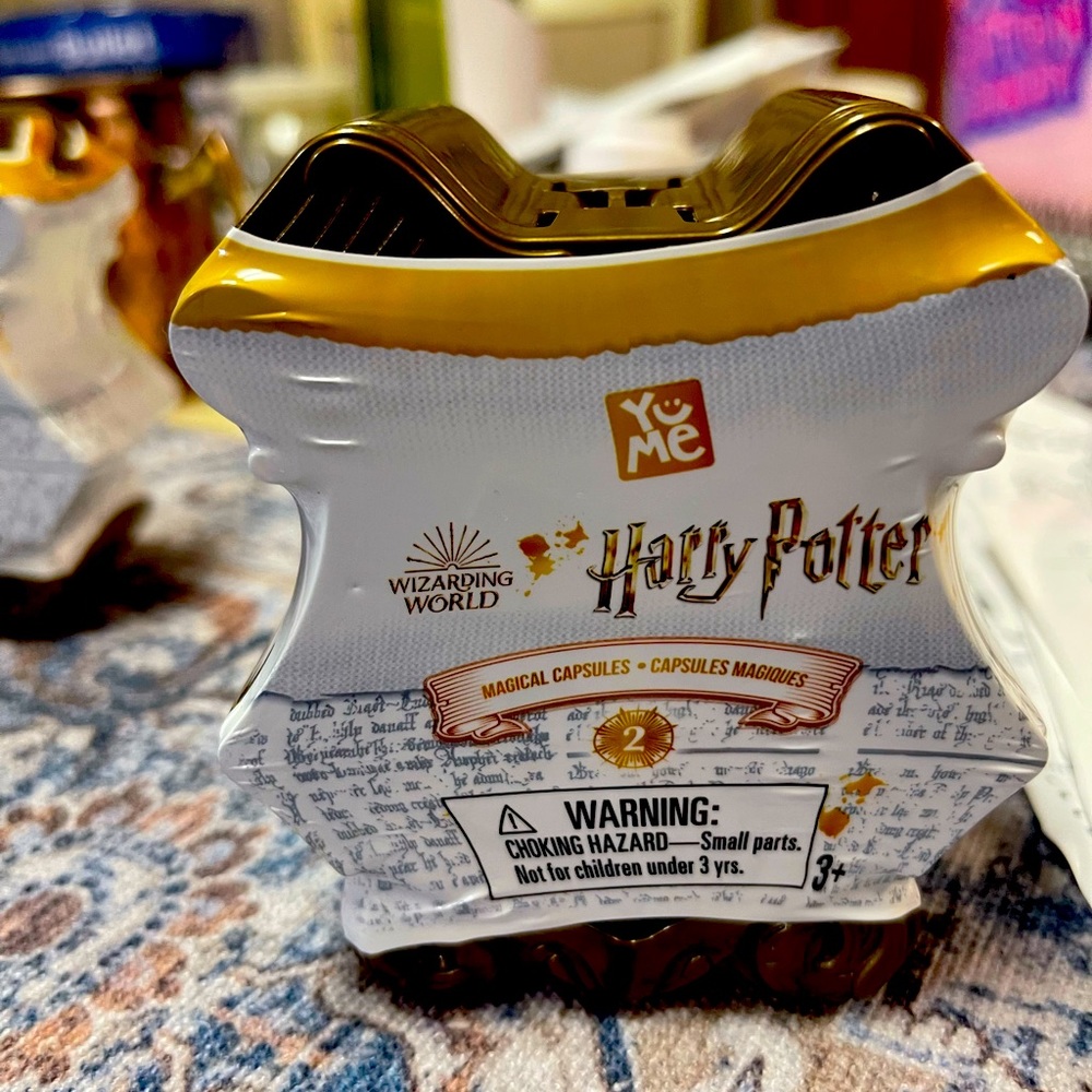 6 sets Harry Potter wizzardingworld world magical capsules